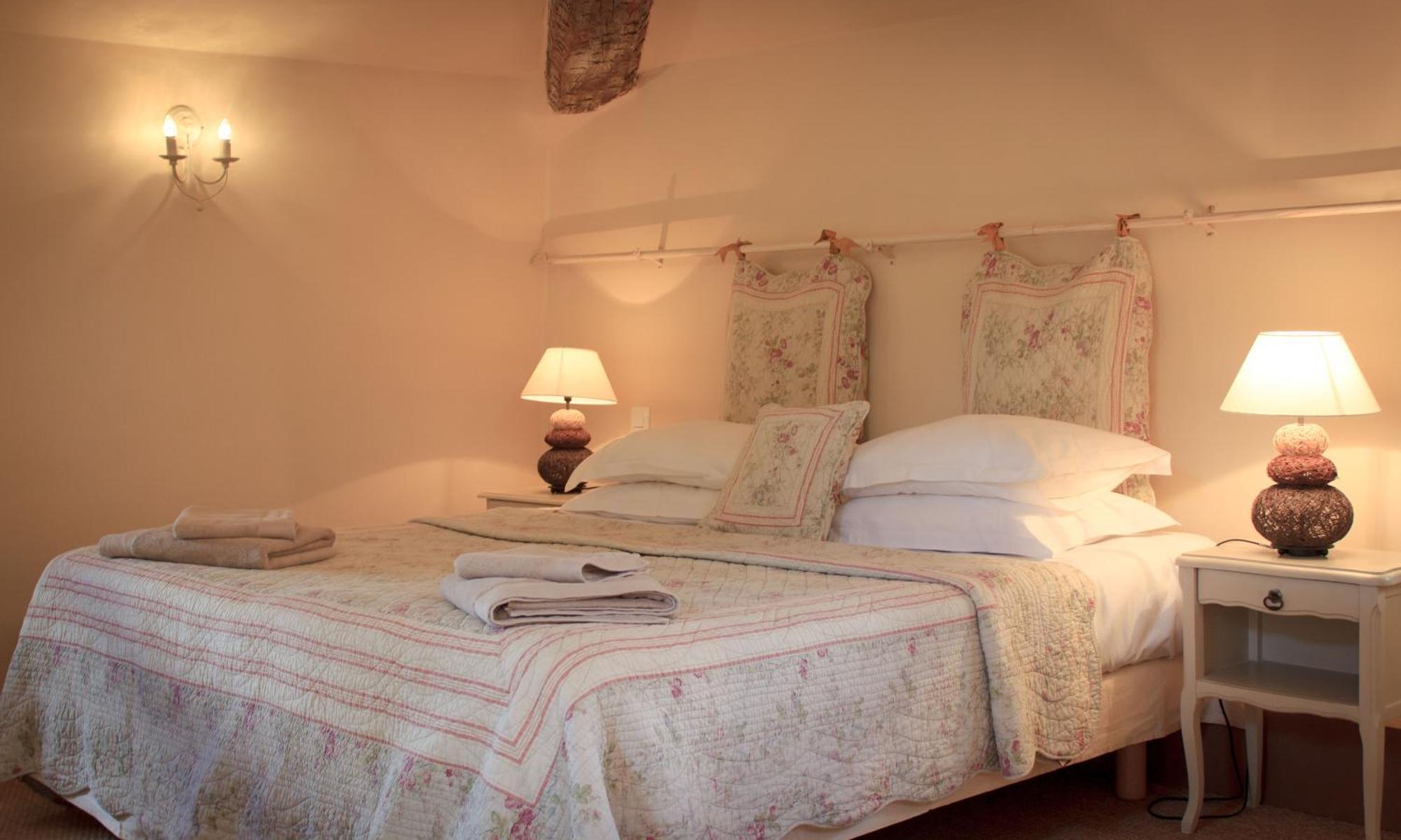 Les Carmes And Spa Le Thor Esterno foto