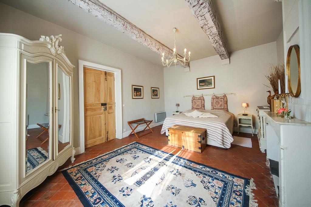 Les Carmes And Spa Le Thor Esterno foto