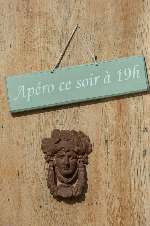 Les Carmes And Spa Le Thor Esterno foto