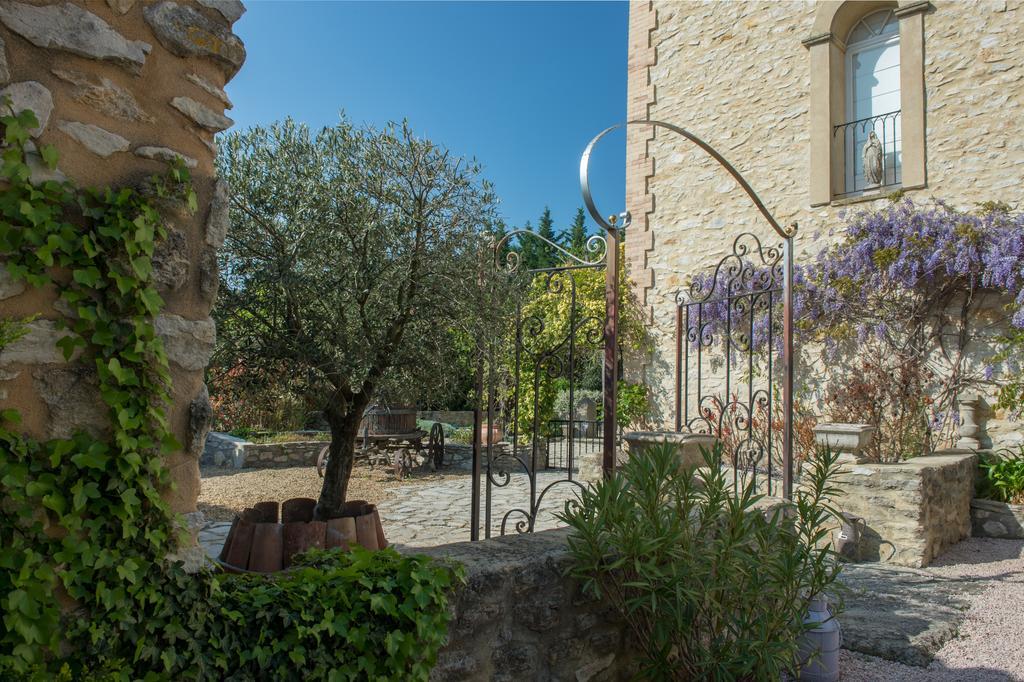 Les Carmes And Spa Le Thor Esterno foto
